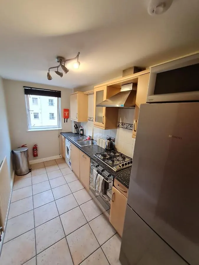 Old Town 1-Bedroom Apartment With Free Parking Edinburgh